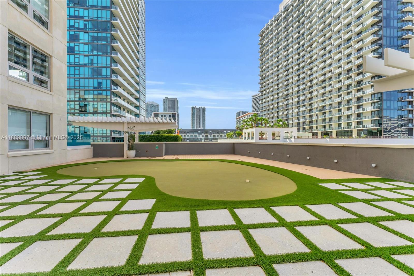 image Midblock Miami33