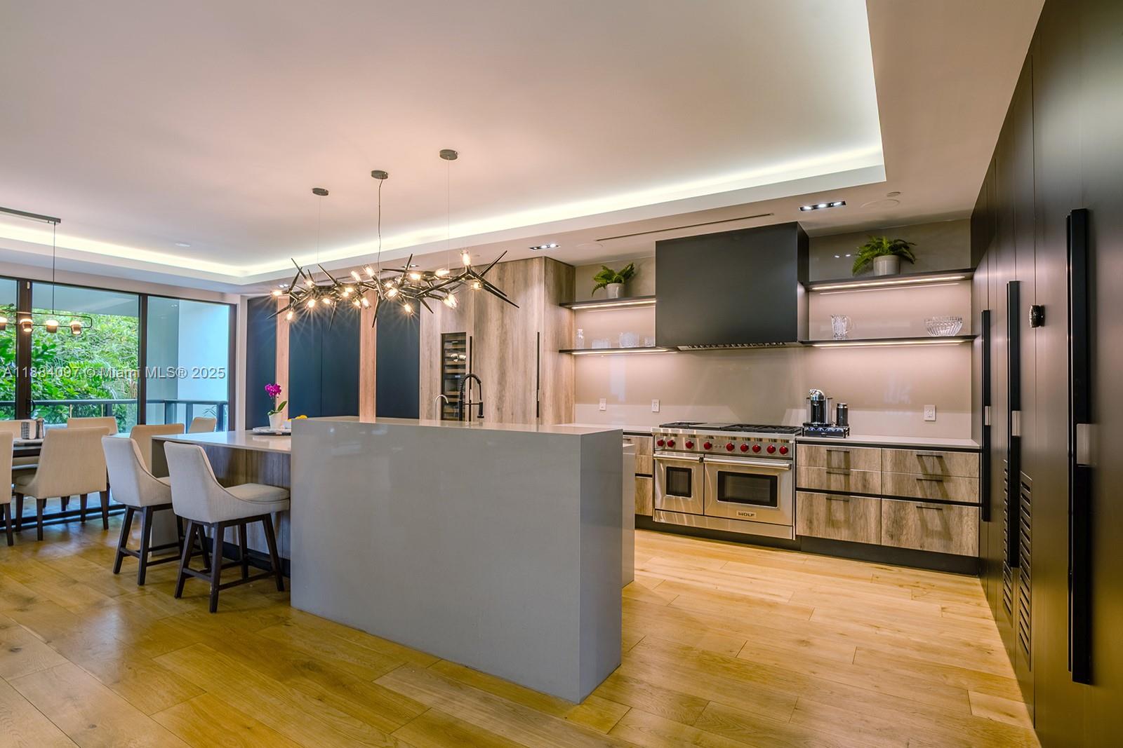350 Meridian Ave #PH Miami Beach, FL 33139 350 Meridian Ave #PH Miami Beach, FL 33139