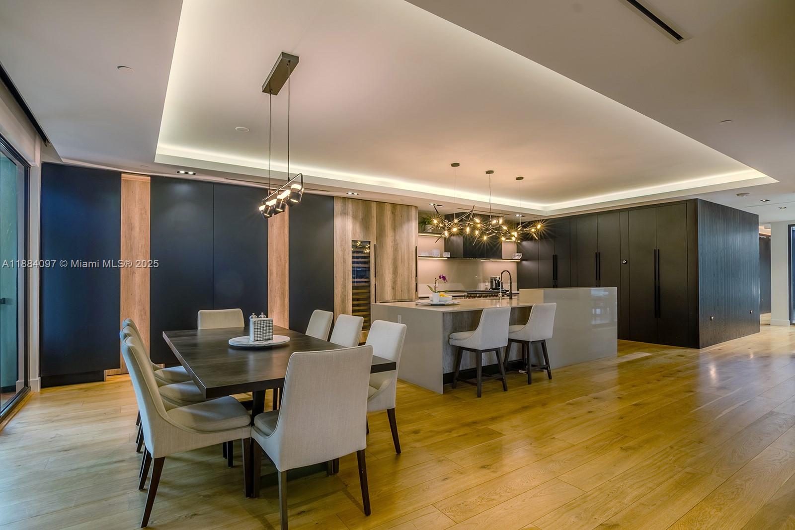350 Meridian Ave #PH Miami Beach, FL 33139 350 Meridian Ave #PH Miami Beach, FL 33139