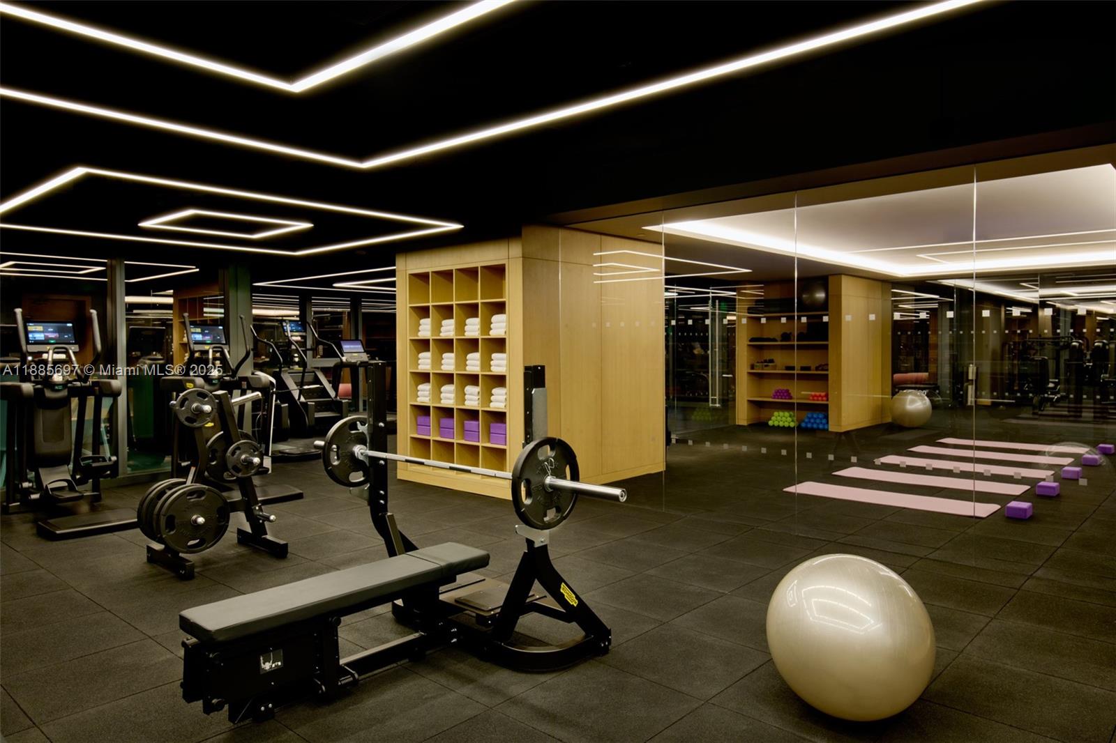 500 Alton Rd #901 Miami Beach, FL 33139 500 Alton Rd #901 Miami Beach, FL 33139