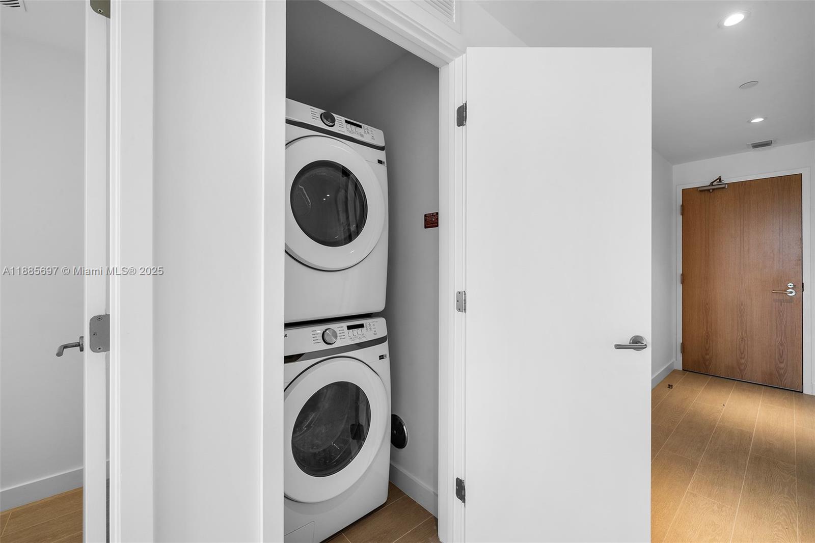 500 Alton Rd #901 Miami Beach, FL 33139 500 Alton Rd #901 Miami Beach, FL 33139