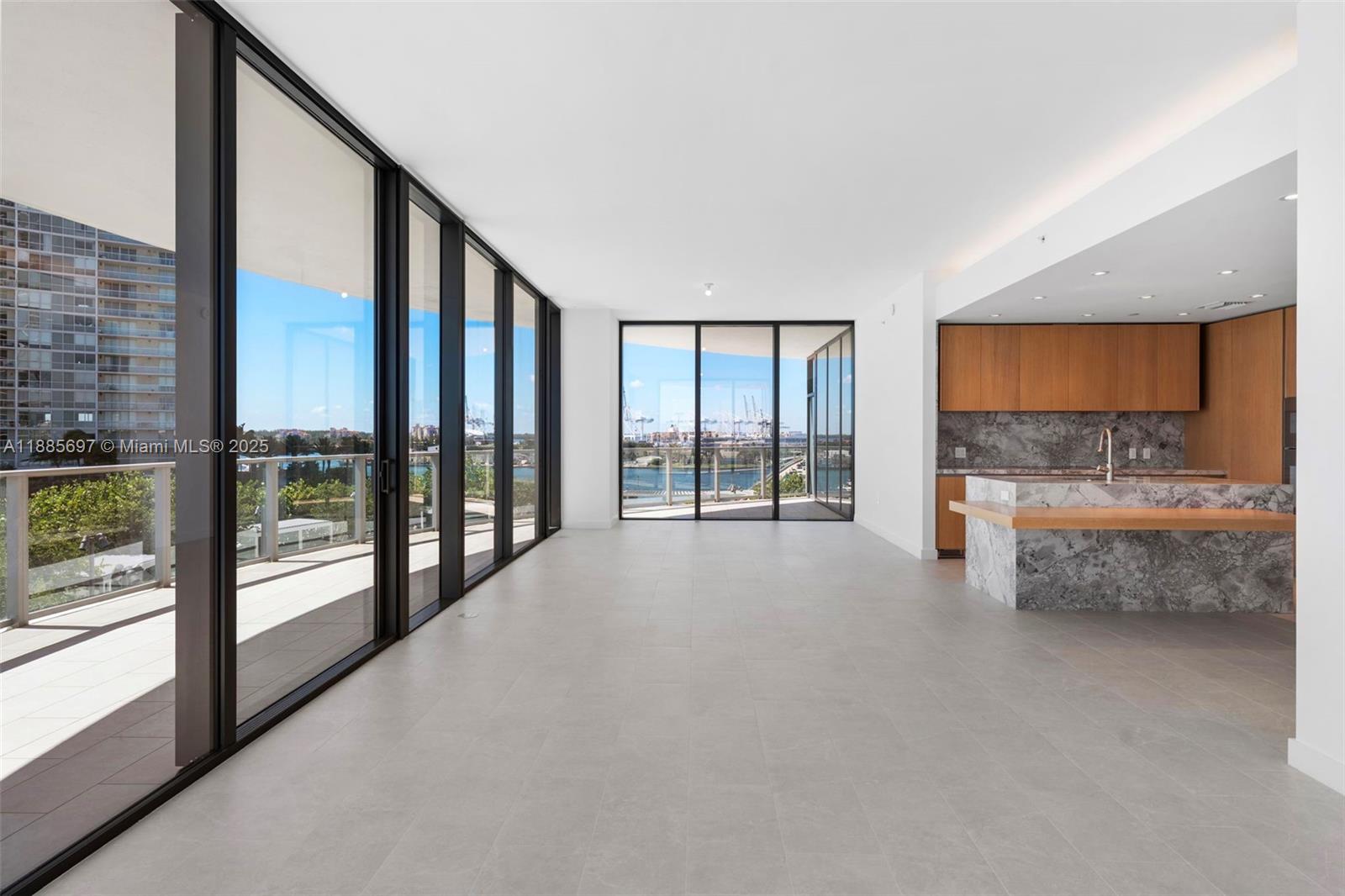 500 Alton Rd #901 Miami Beach, FL 33139 500 Alton Rd #901 Miami Beach, FL 33139