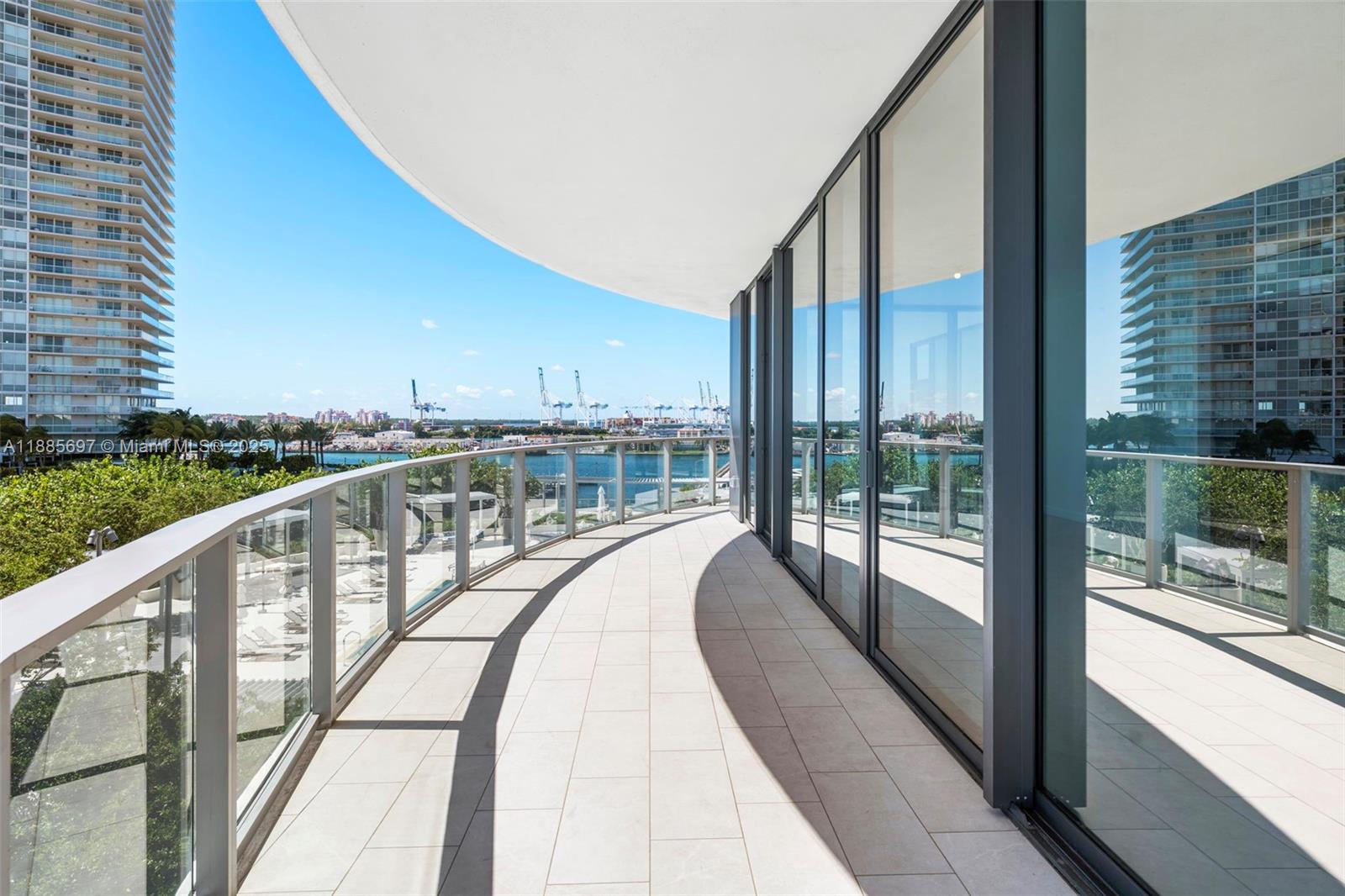 500 Alton Rd #901 Miami Beach, FL 33139 500 Alton Rd #901 Miami Beach, FL 33139