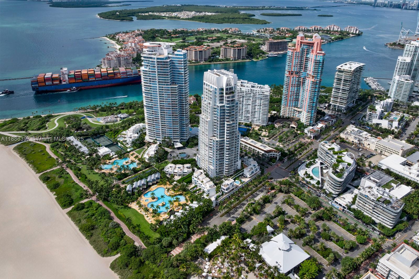 50 S Pointe Dr #2903 Miami Beach, FL 33139