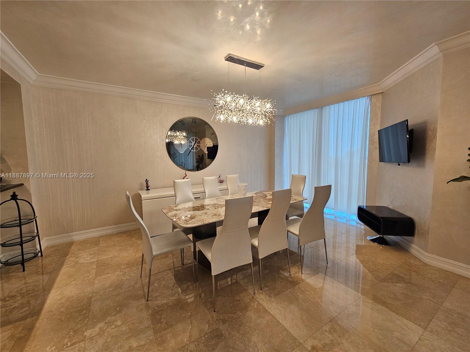 image The Peninsula23