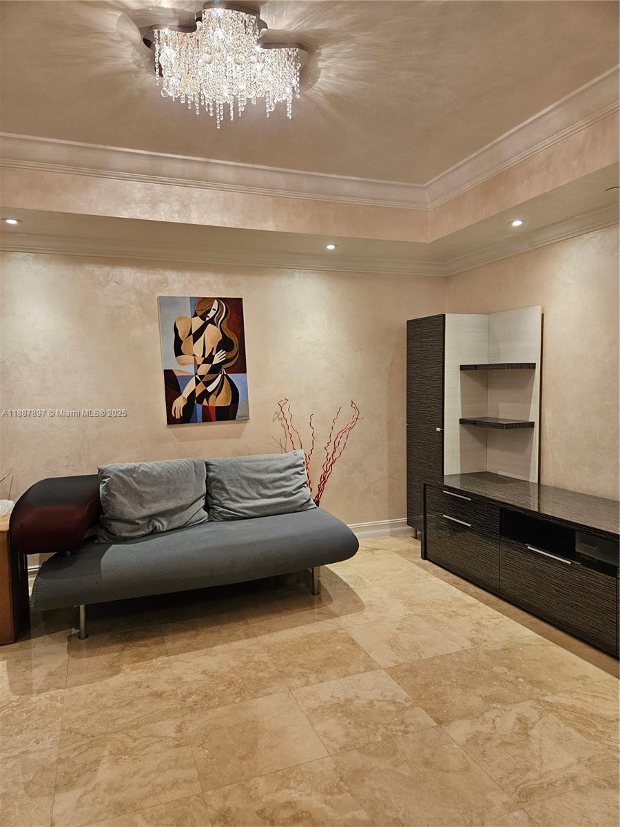 image The Peninsula39