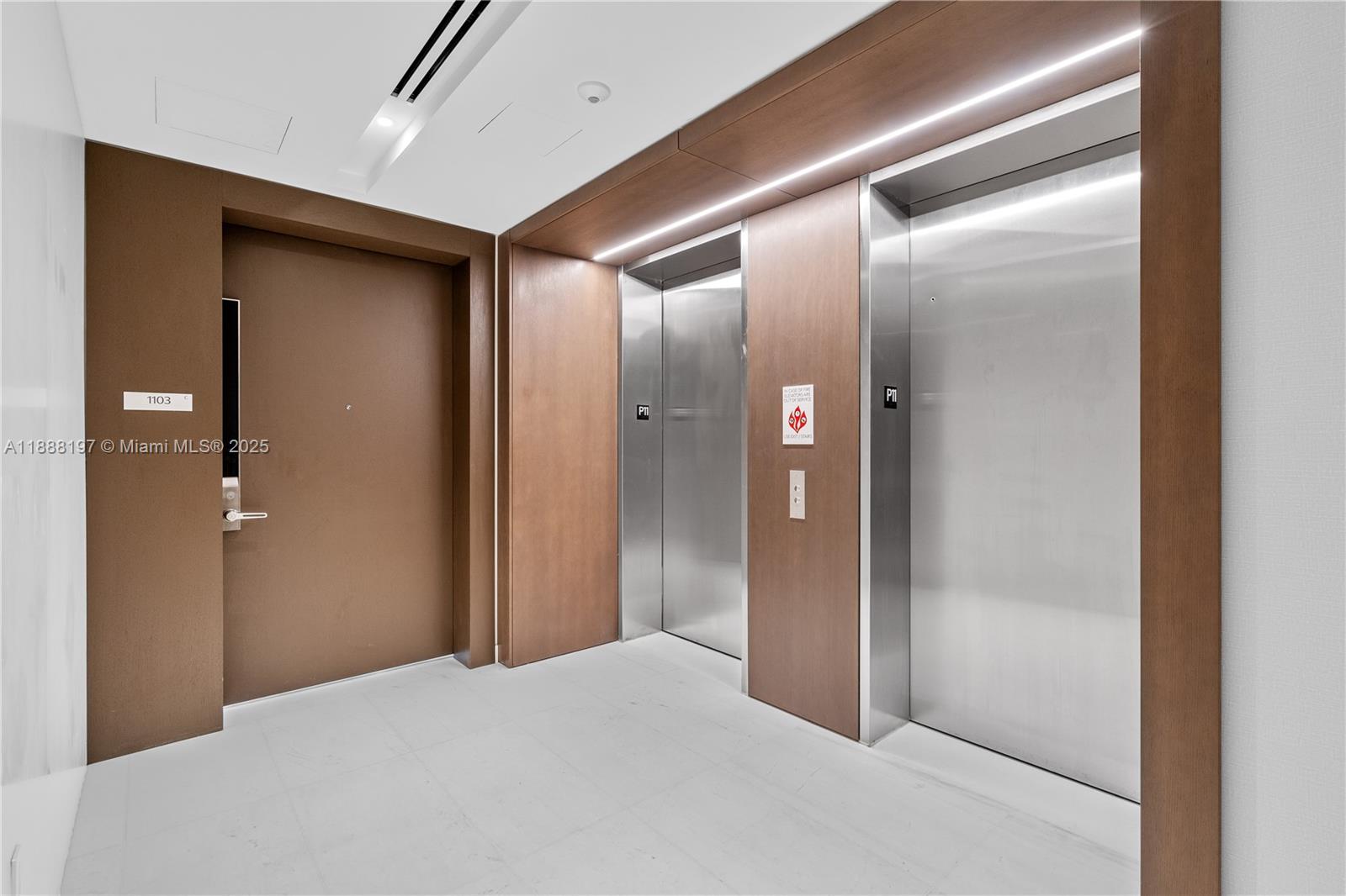 image Aston Martin Residences28