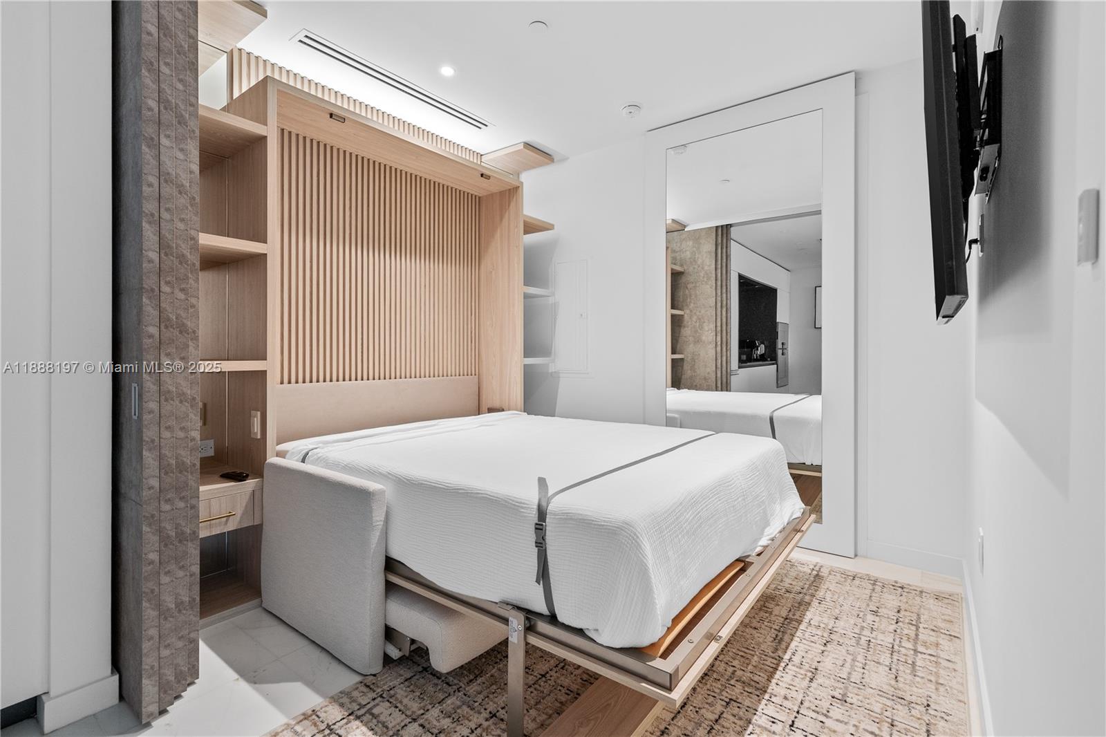 image Aston Martin Residences7