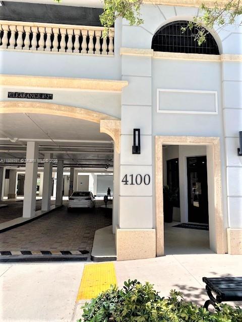 4100 Salzedo St #702