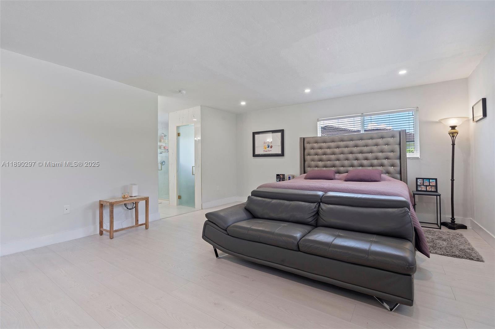 11811 SW 82th Rd Miami, FL 33156 11811 SW 82th Rd Miami, FL 33156