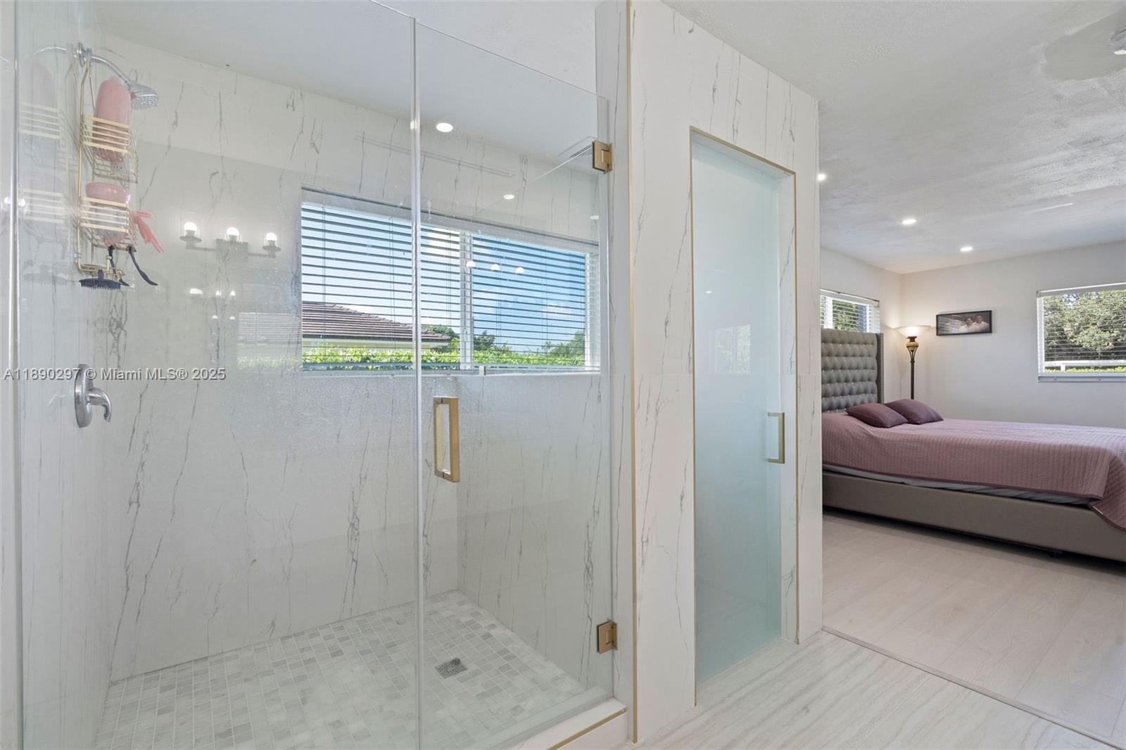 11811 SW 82th Rd Miami, FL 33156 11811 SW 82th Rd Miami, FL 33156