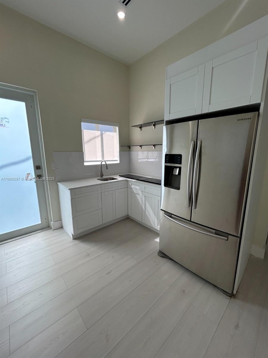 11811 SW 82th Rd Miami, FL 33156 11811 SW 82th Rd Miami, FL 33156