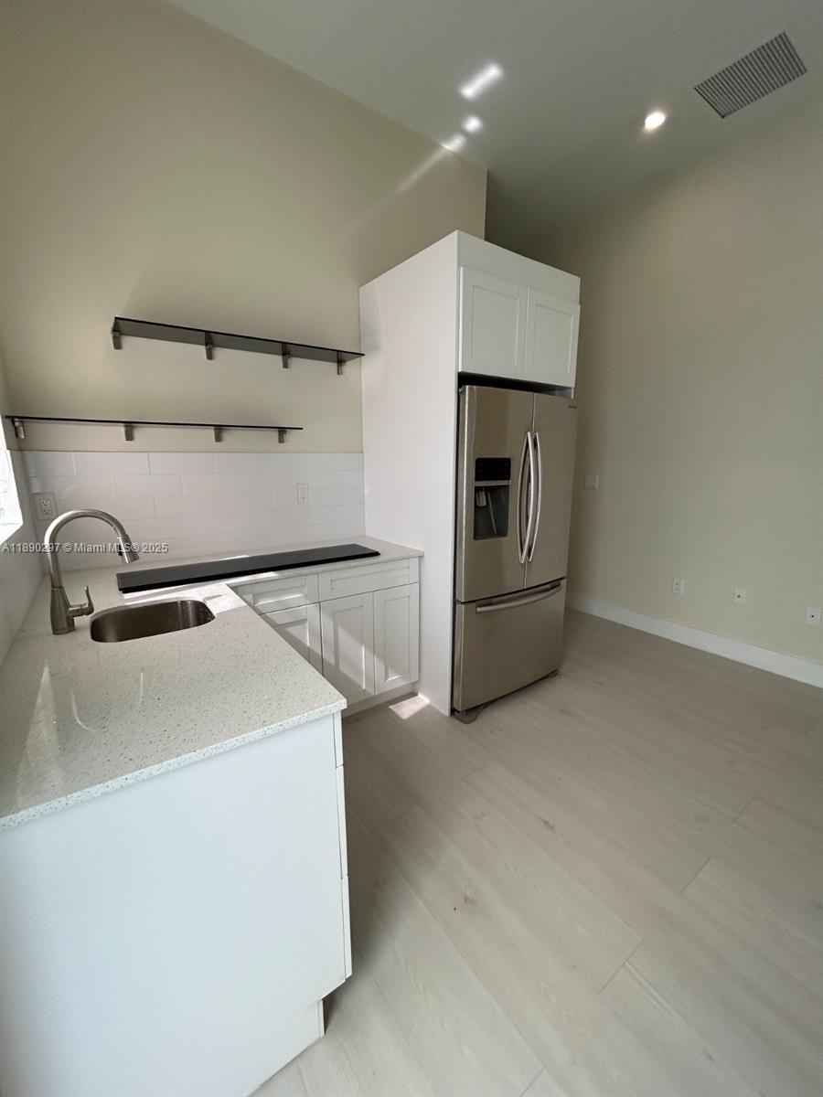 11811 SW 82th Rd Miami, FL 33156 11811 SW 82th Rd Miami, FL 33156