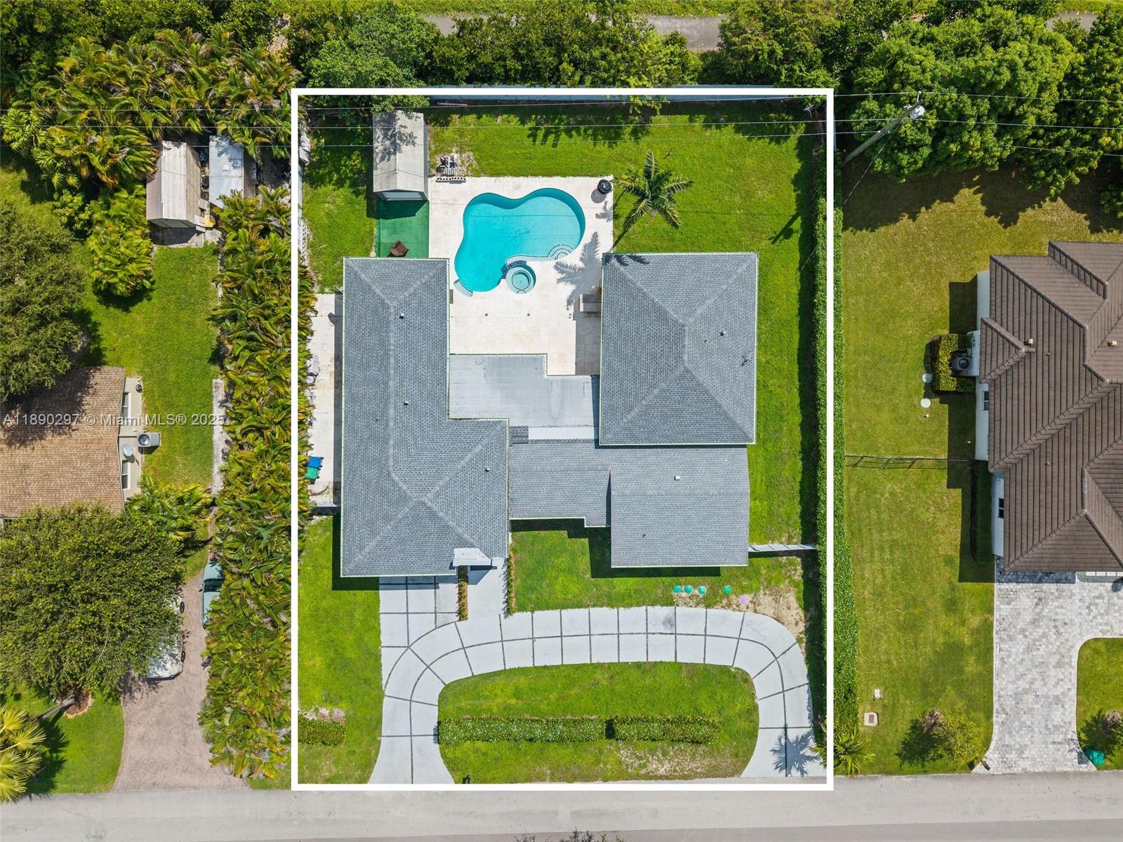 11811 SW 82th Rd Miami, FL 33156 11811 SW 82th Rd Miami, FL 33156