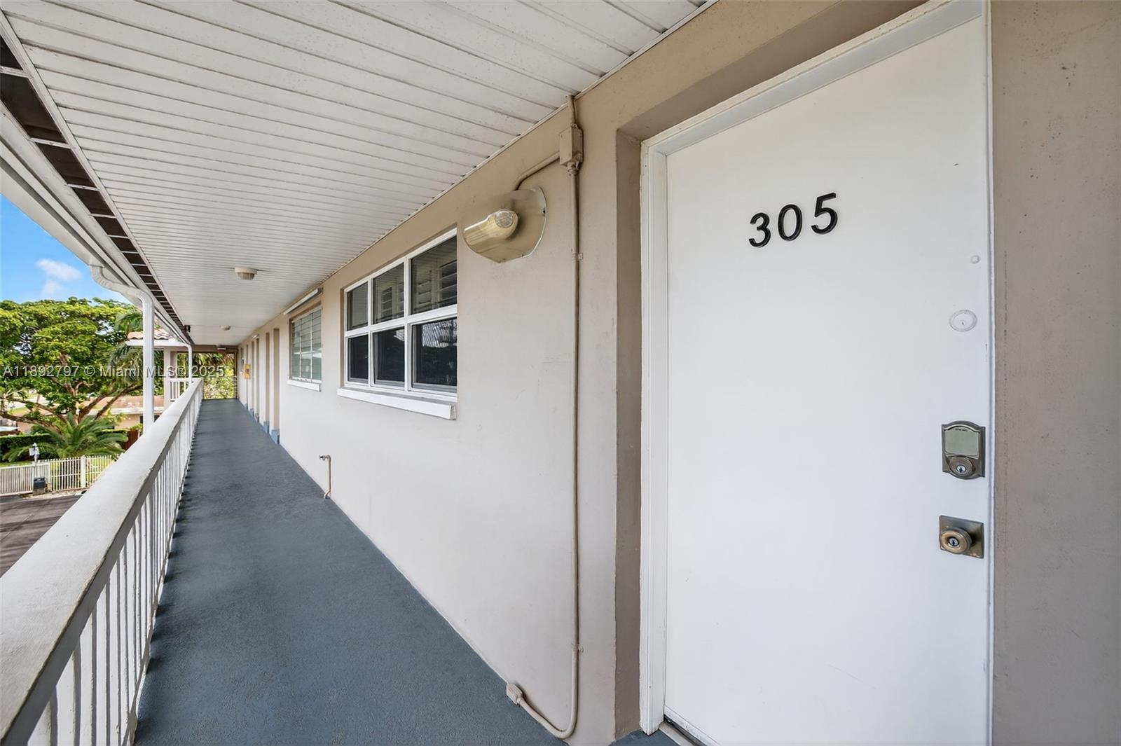 900 SW 12th St #305 Fort Lauderdale, FL 33315 900 SW 12th St #305 Fort Lauderdale, FL 33315