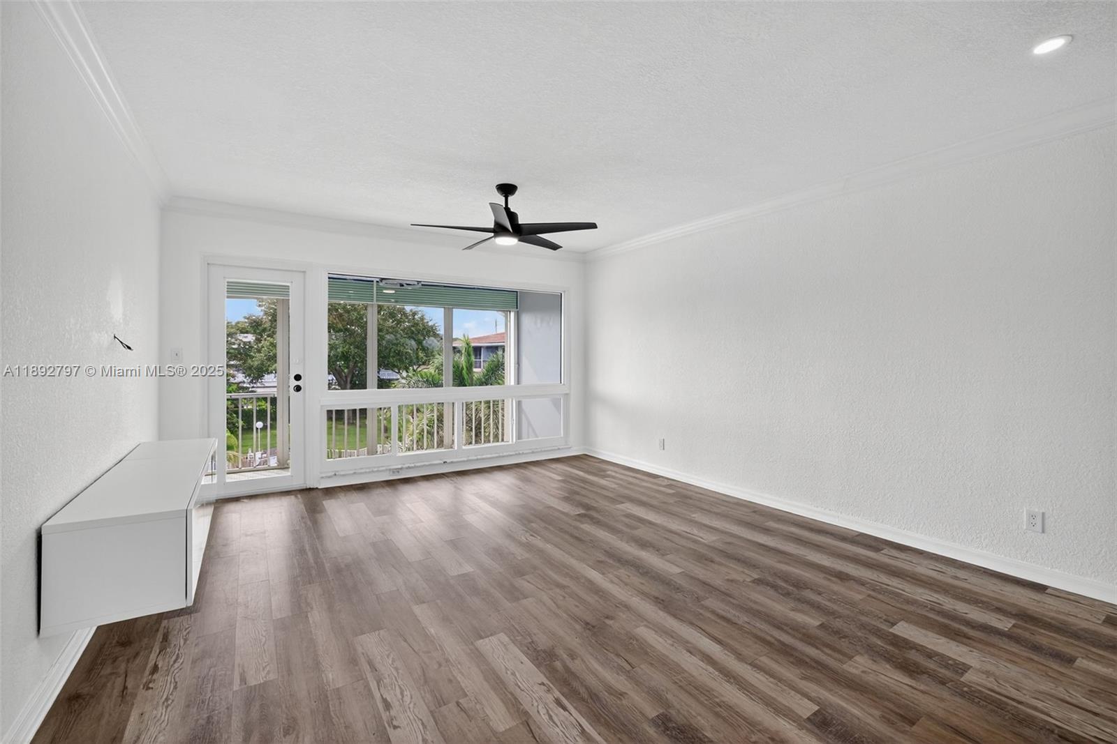 900 SW 12th St #305 Fort Lauderdale, FL 33315 900 SW 12th St #305 Fort Lauderdale, FL 33315