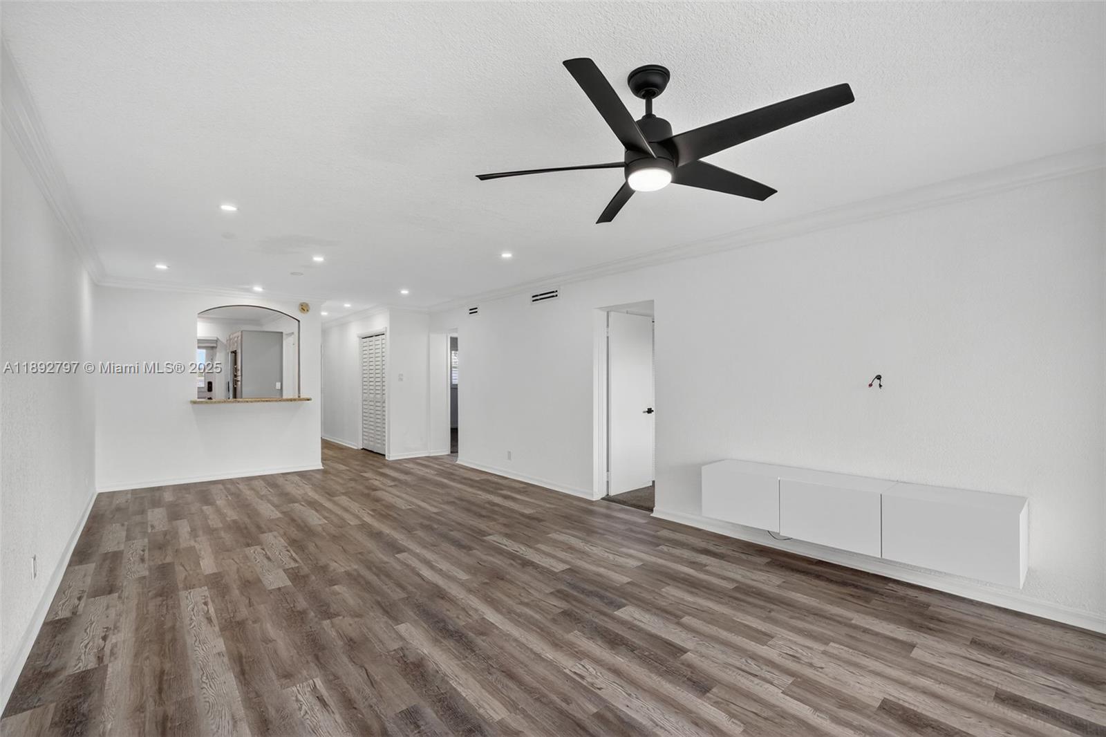 900 SW 12th St #305 Fort Lauderdale, FL 33315 900 SW 12th St #305 Fort Lauderdale, FL 33315
