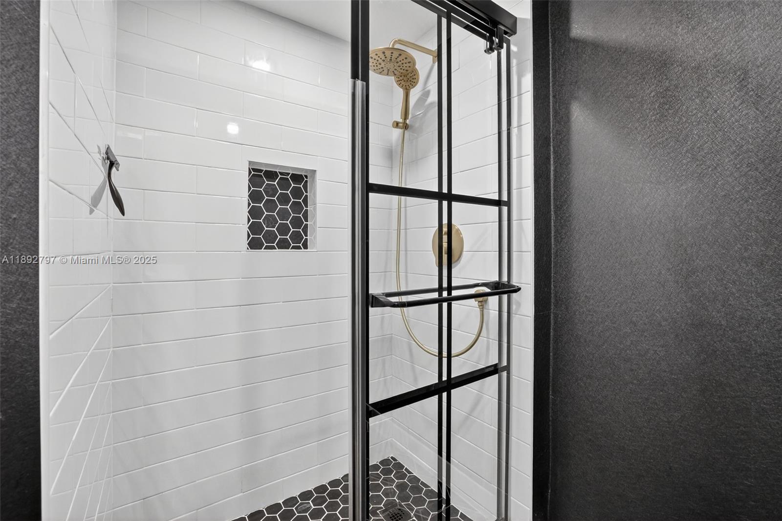 900 SW 12th St #305 Fort Lauderdale, FL 33315 900 SW 12th St #305 Fort Lauderdale, FL 33315