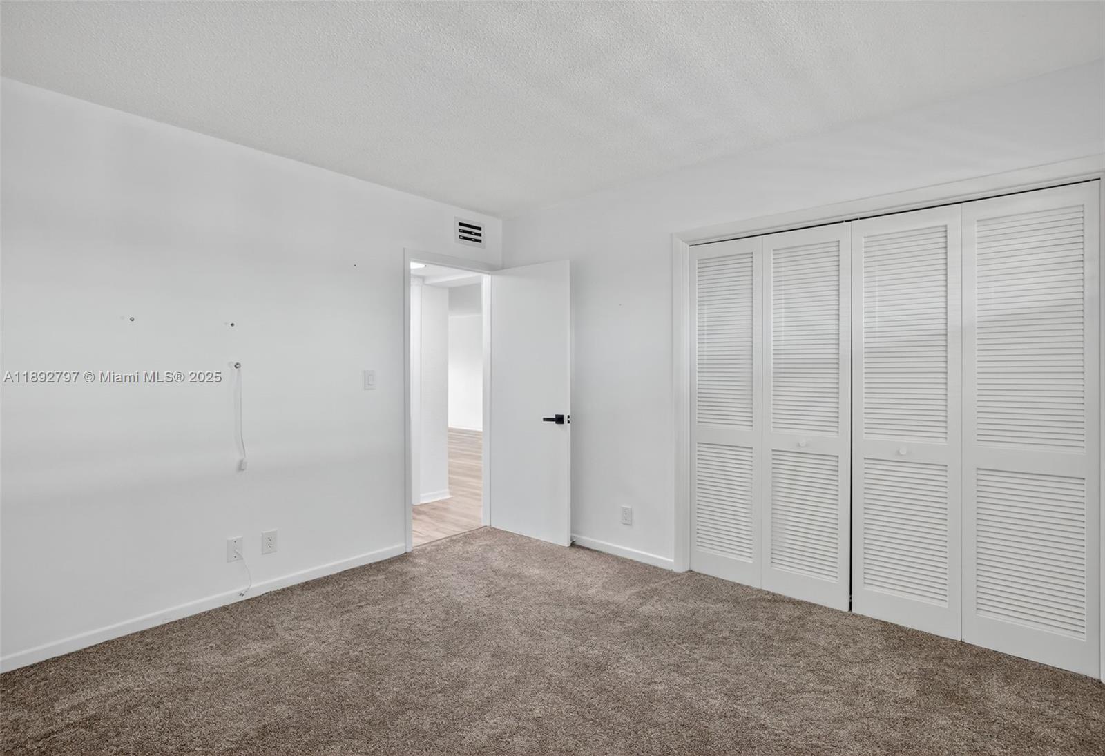 900 SW 12th St #305 Fort Lauderdale, FL 33315 900 SW 12th St #305 Fort Lauderdale, FL 33315