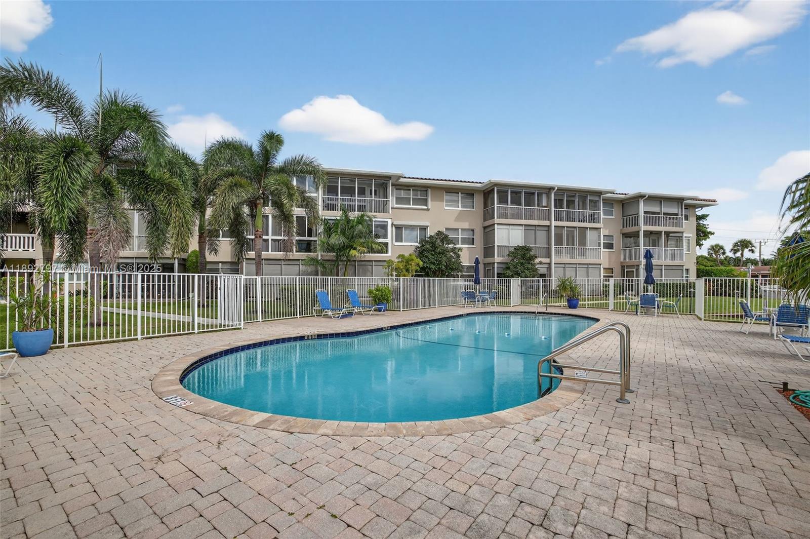 900 SW 12th St #305 Fort Lauderdale, FL 33315 900 SW 12th St #305 Fort Lauderdale, FL 33315