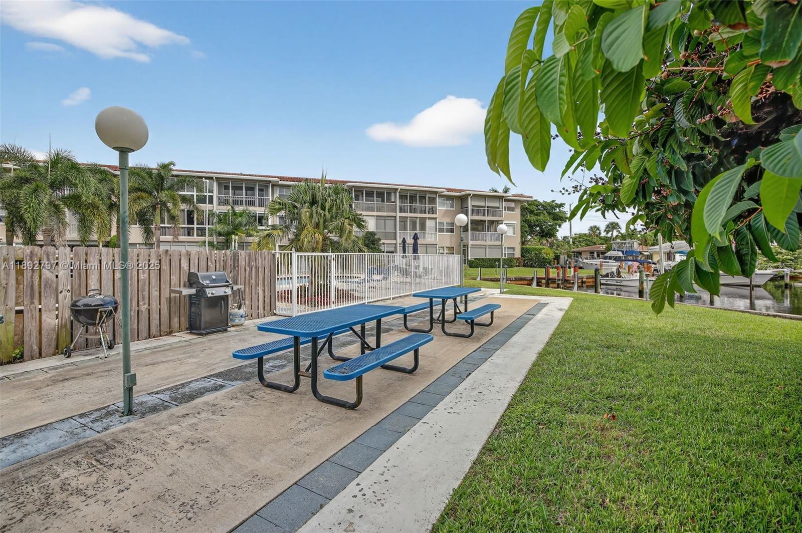 900 SW 12th St #305 Fort Lauderdale, FL 33315 900 SW 12th St #305 Fort Lauderdale, FL 33315