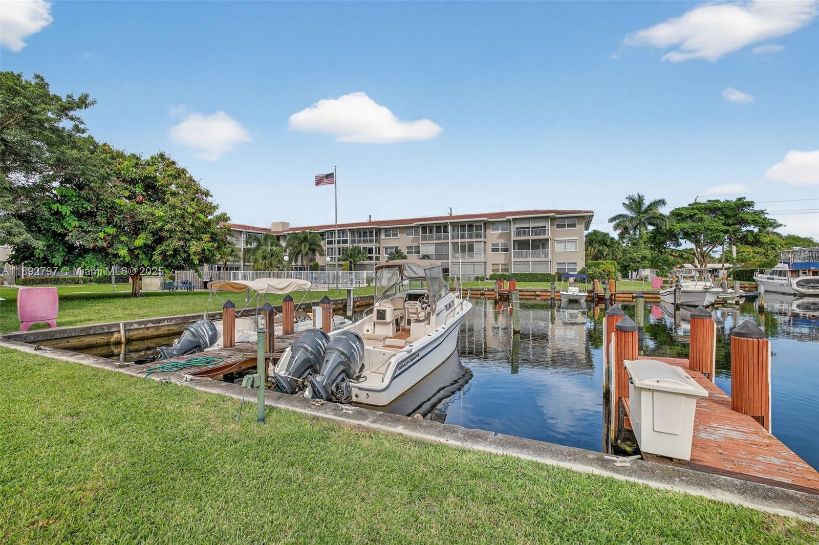 900 SW 12th St #305 Fort Lauderdale, FL 33315 900 SW 12th St #305 Fort Lauderdale, FL 33315