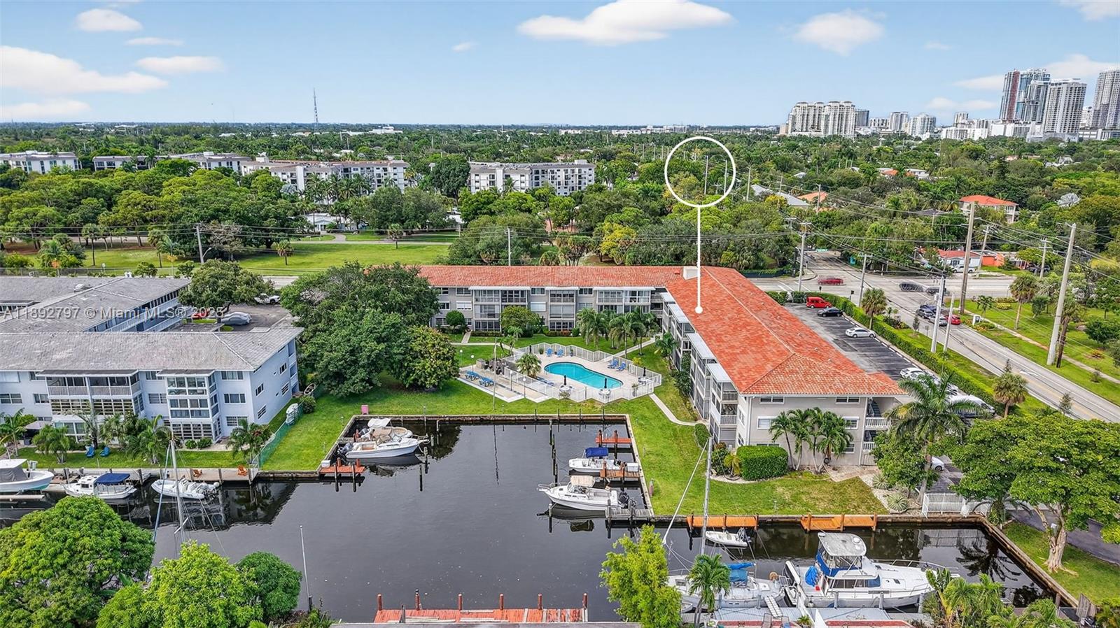 900 SW 12th St #305 Fort Lauderdale, FL 33315 900 SW 12th St #305 Fort Lauderdale, FL 33315