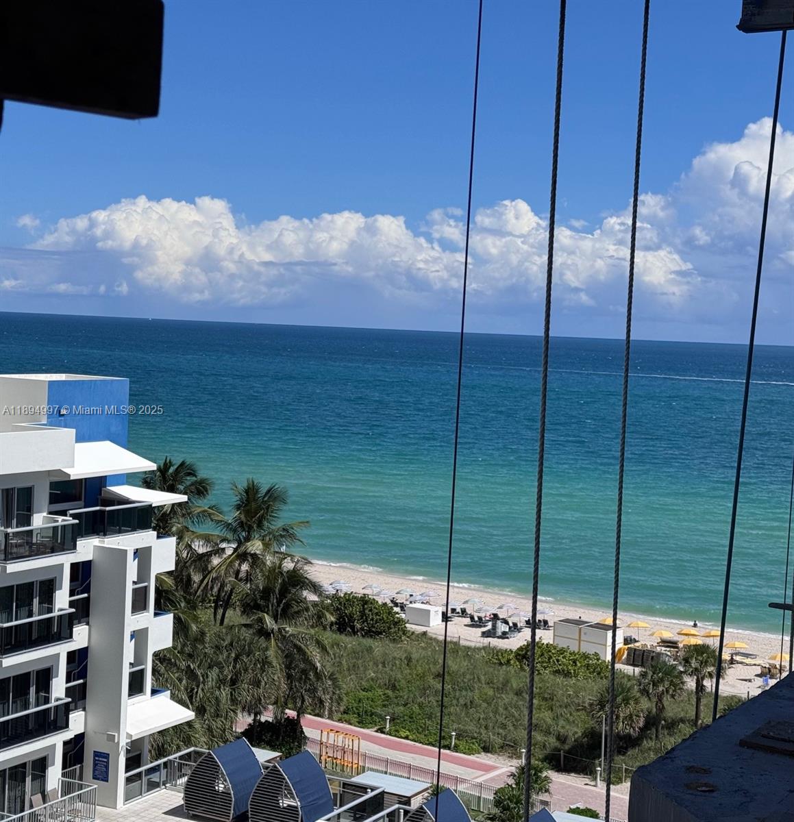 6061 Collins Ave #10C