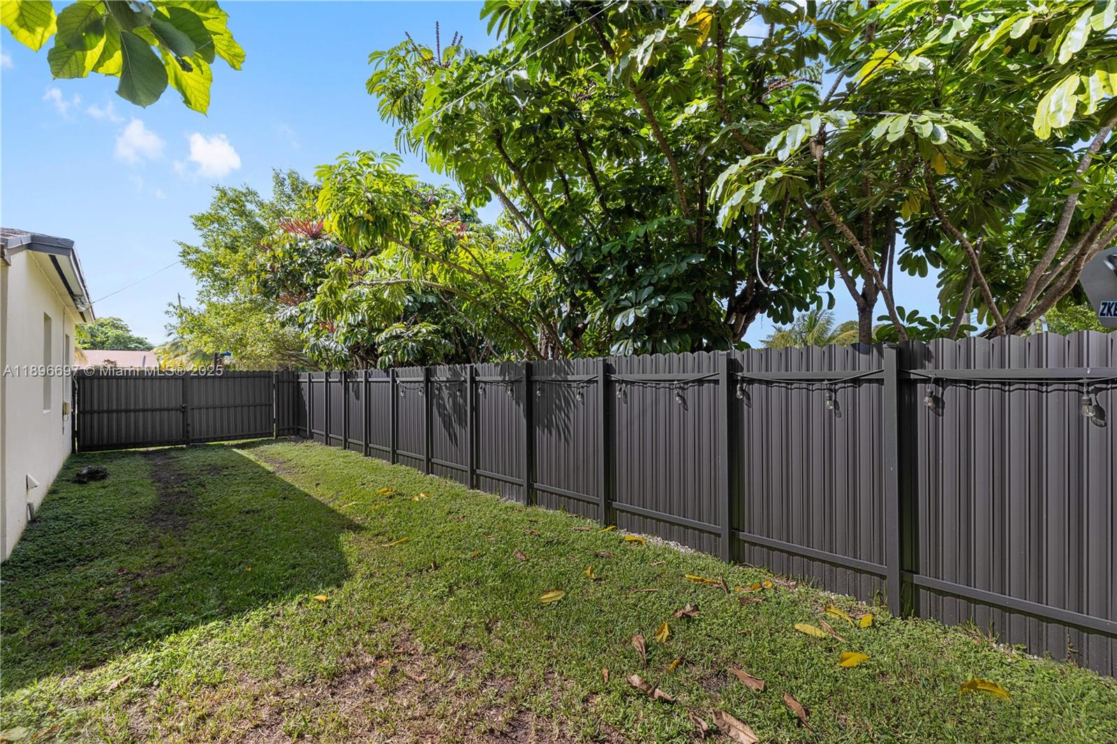 6395 SW 41st St South Miami, FL 33155