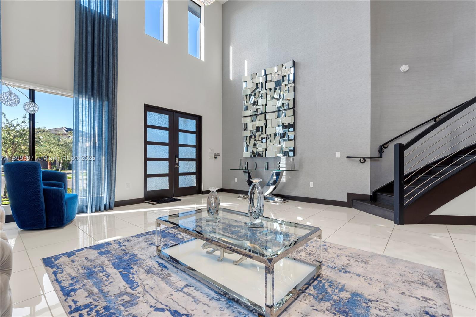 8975 NW 161st Ter Miami Lakes, FL 33018