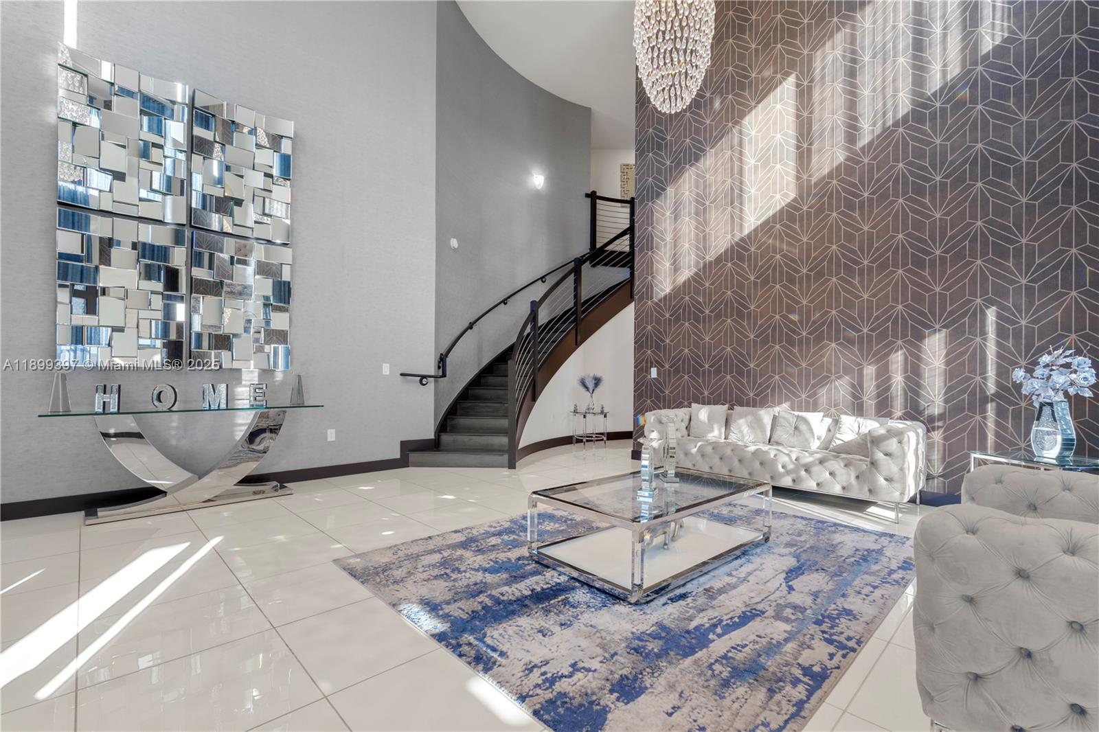 8975 NW 161st Ter Miami Lakes, FL 33018