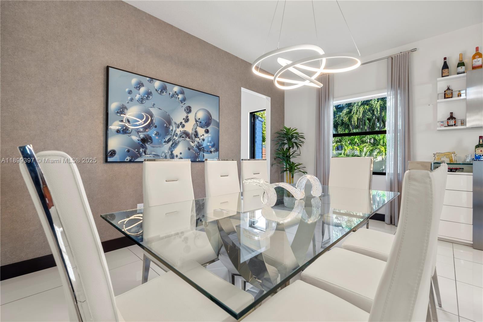 8975 NW 161st Ter Miami Lakes, FL 33018