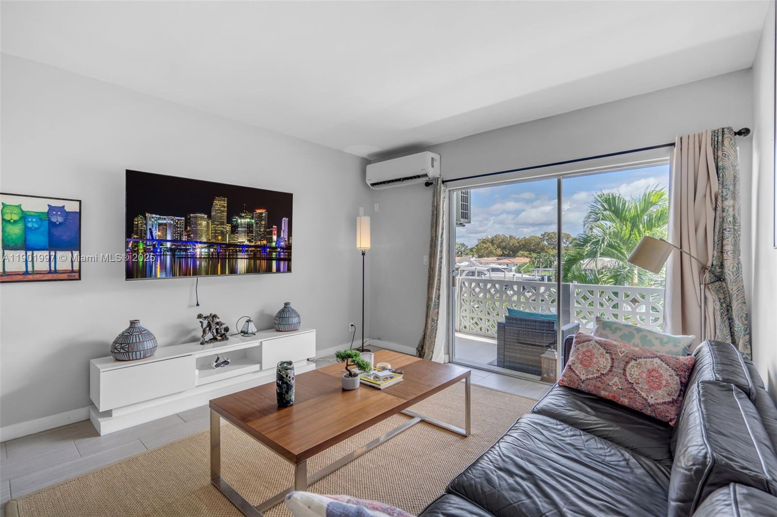 13105 Ixora Ct #207 North Miami, FL 33181