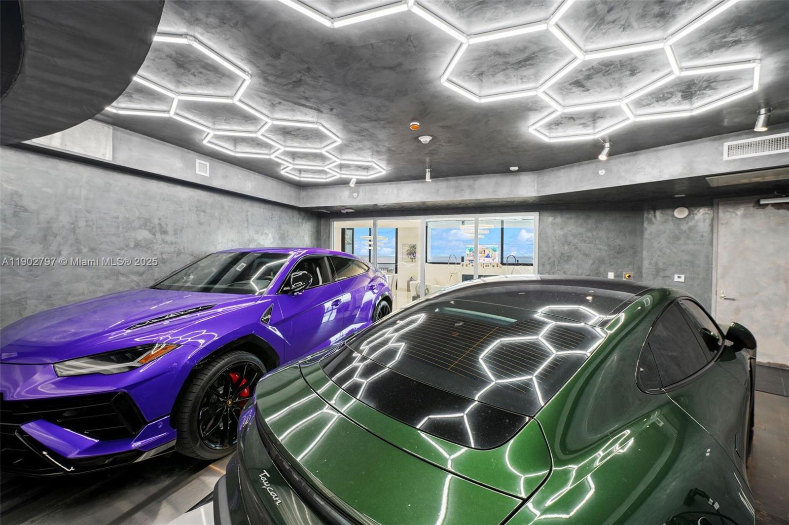 image Collins Ave Assocation5