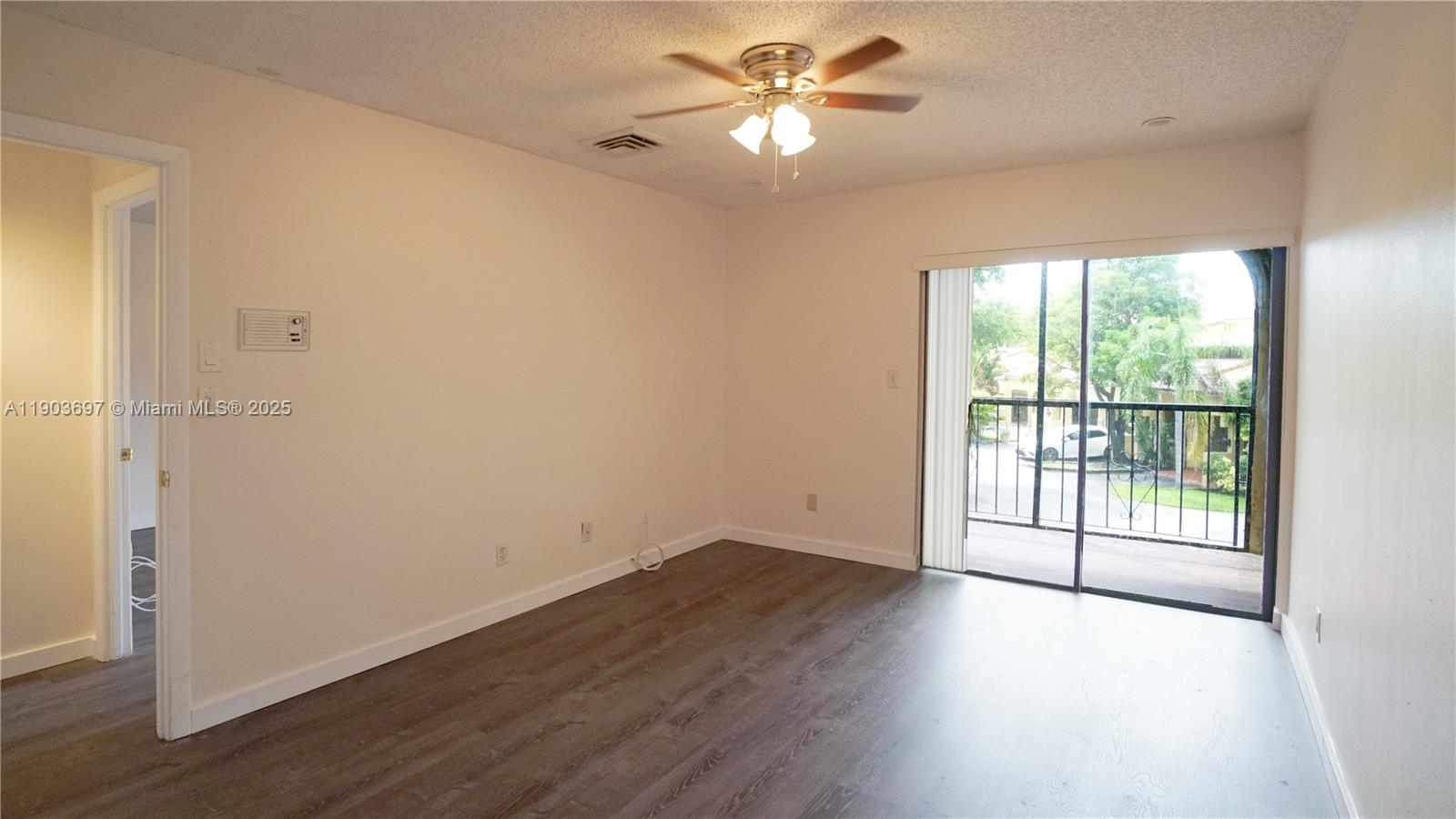 3740 Estepona Ave #14B1 Doral, FL 33178