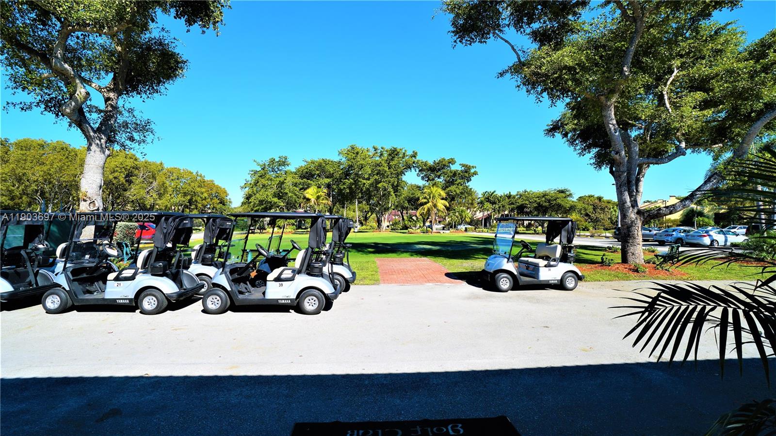 3740 Estepona Ave #14B1 Doral, FL 33178