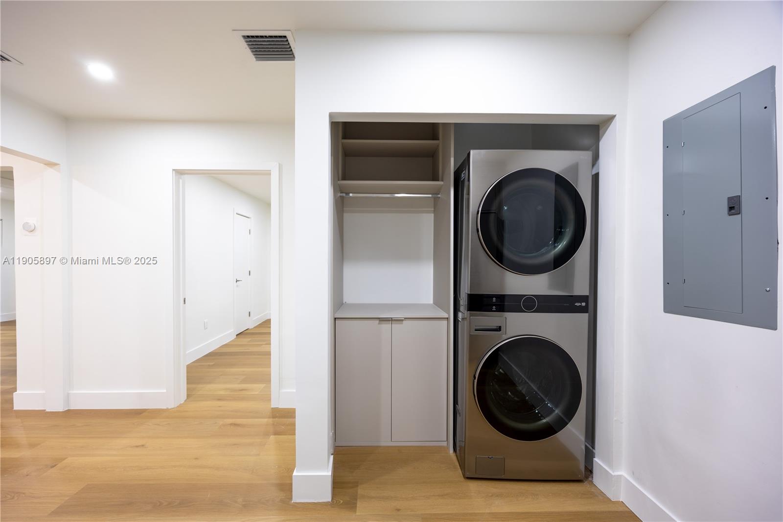 1618 SW 18th St Miami, FL 33145