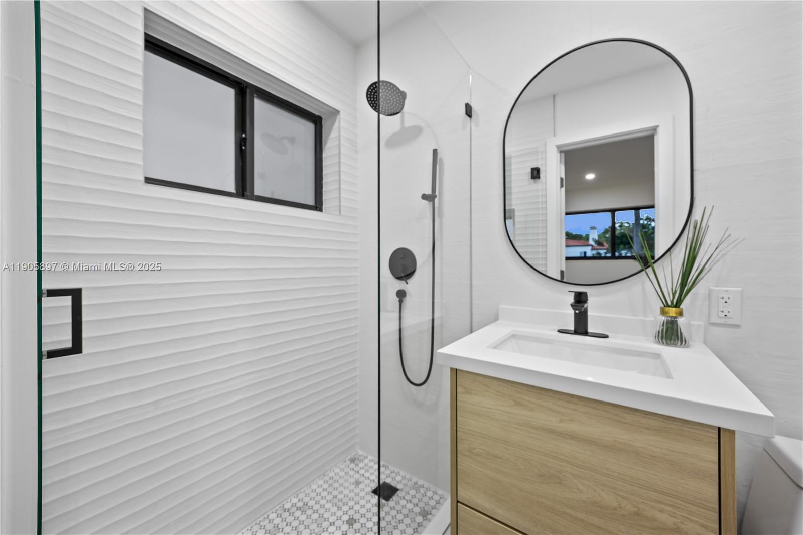 1618 SW 18th St Miami, FL 33145