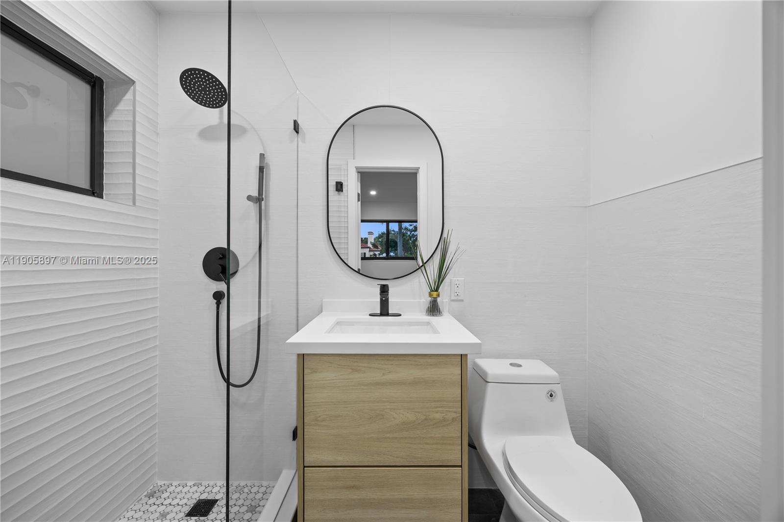 1618 SW 18th St Miami, FL 33145