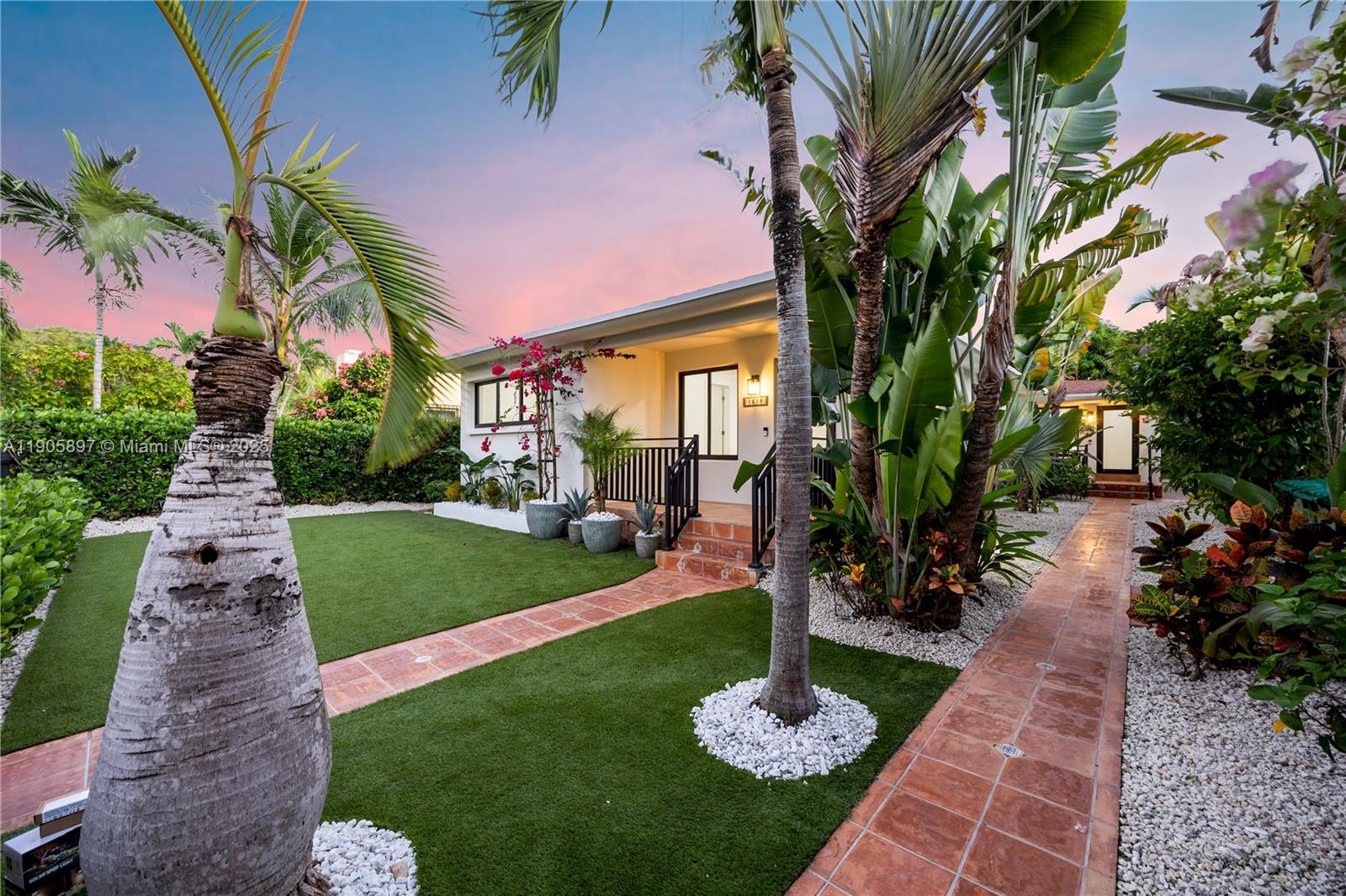 1618 SW 18th St Miami, FL 33145