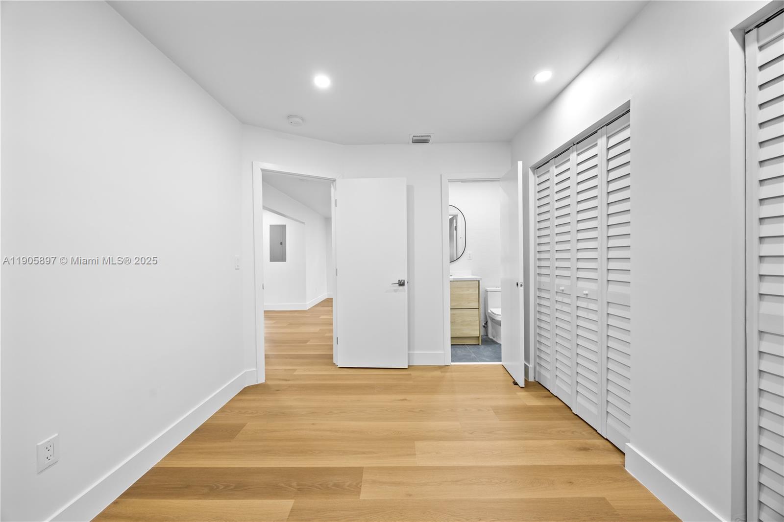 1618 SW 18th St Miami, FL 33145