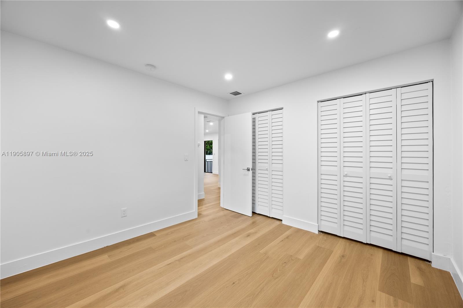 1618 SW 18th St Miami, FL 33145