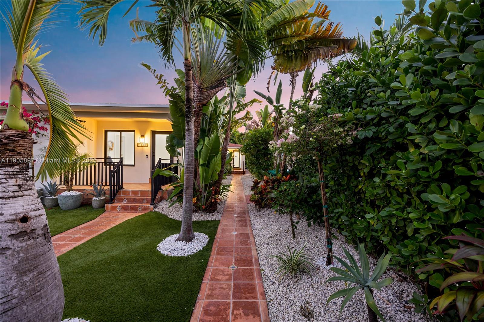 1618 SW 18th St Miami, FL 33145