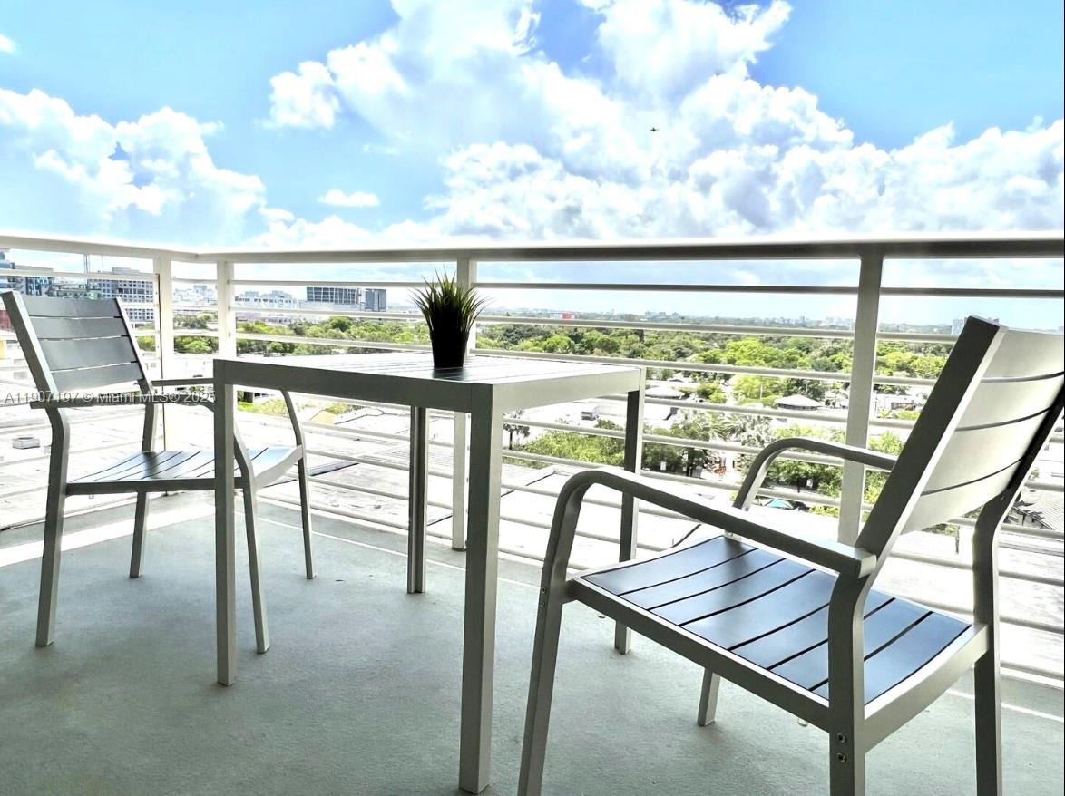 image Midblock Miami Condo13