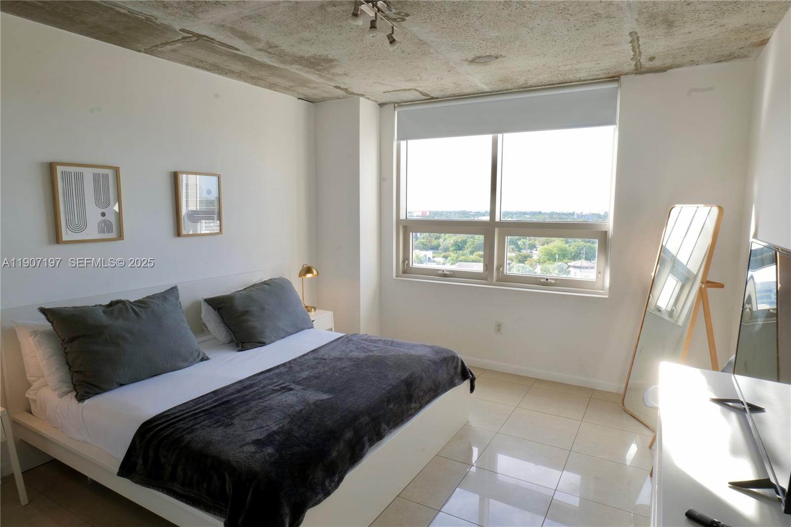 image Midblock Miami Condo30