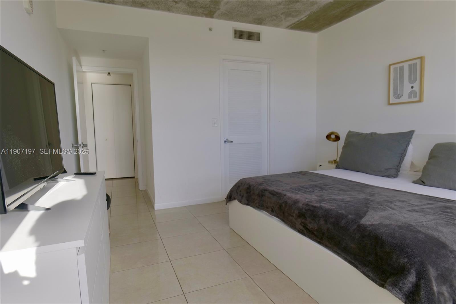 image Midblock Miami Condo31