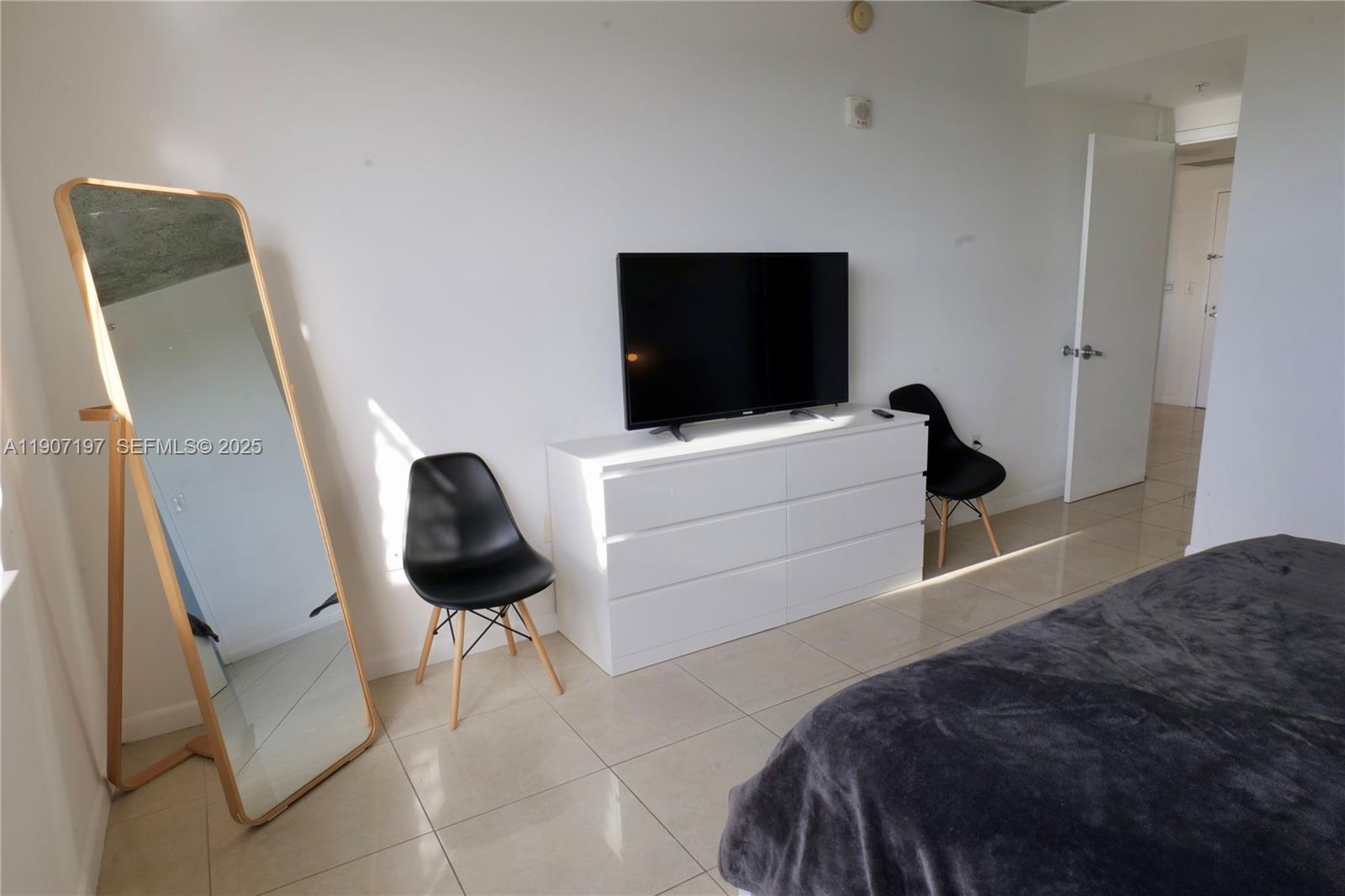 image Midblock Miami Condo35