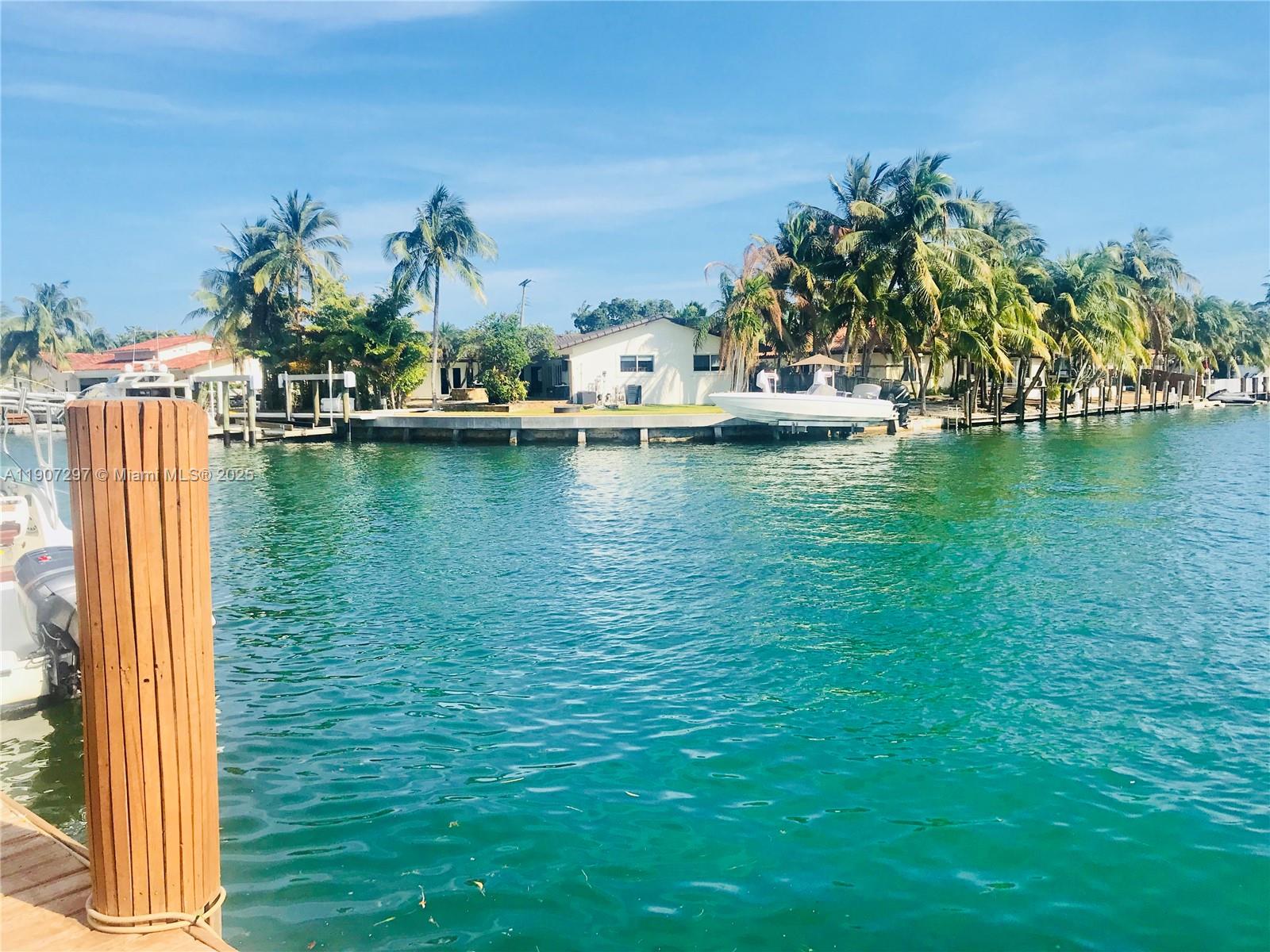 2430 NE 135th St #203