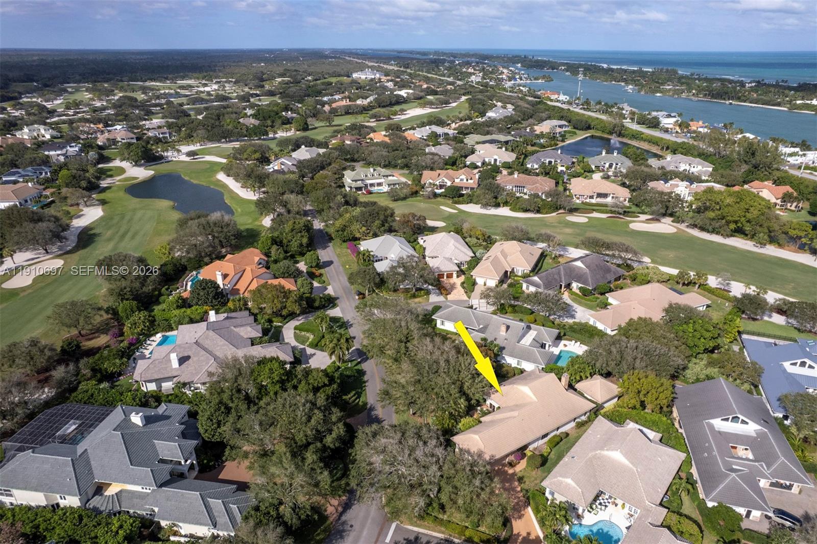 12001 SE Prestwick Ter Tequesta, FL 33469