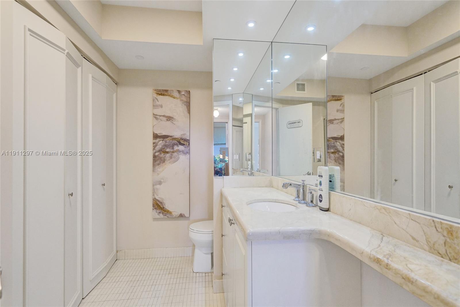 image Hamptons West Condo21